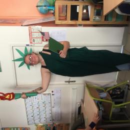 Nina, our awesome Statue or Liberty !