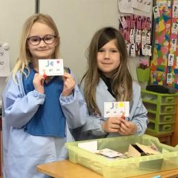 associer un son en alpha à son écriture scripte;